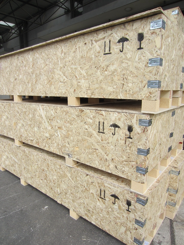 膠合闆包裝(zhuāng)箱(出口)shaving board box(fumigation).jpg