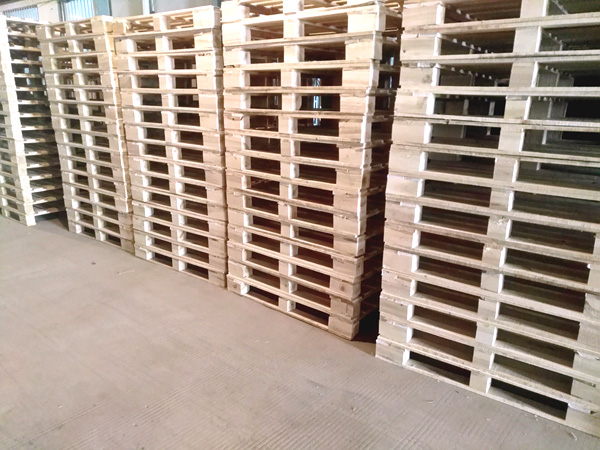 實(shí)木托(tuō)盤wood pallet.jpg
